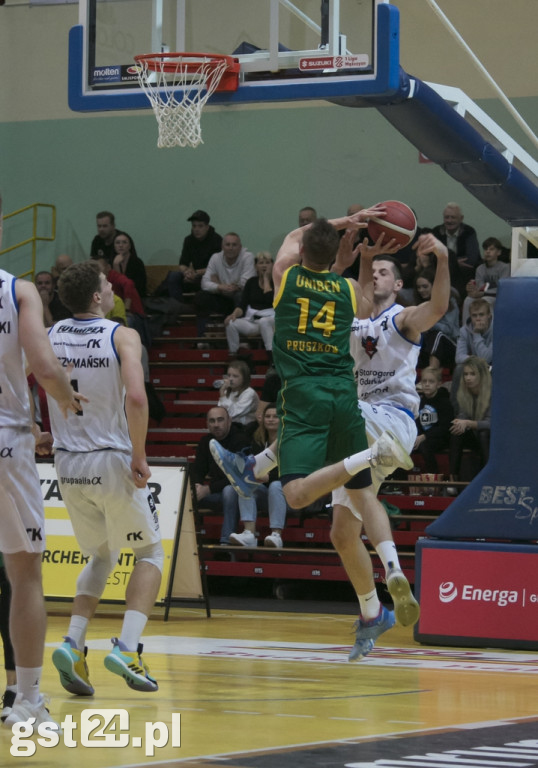 KOCIEWSKIE DIABŁY POKONAŁY ZNICZ BASKET PRUSZKÓW