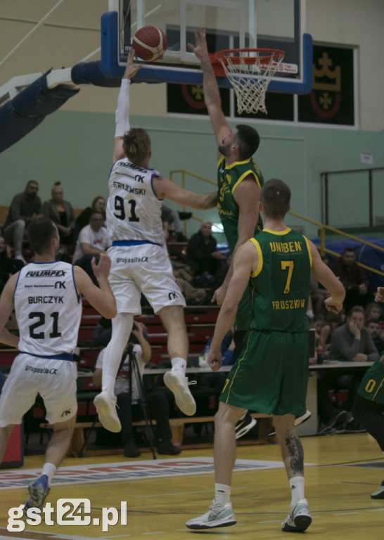 KOCIEWSKIE DIABŁY POKONAŁY ZNICZ BASKET PRUSZKÓW