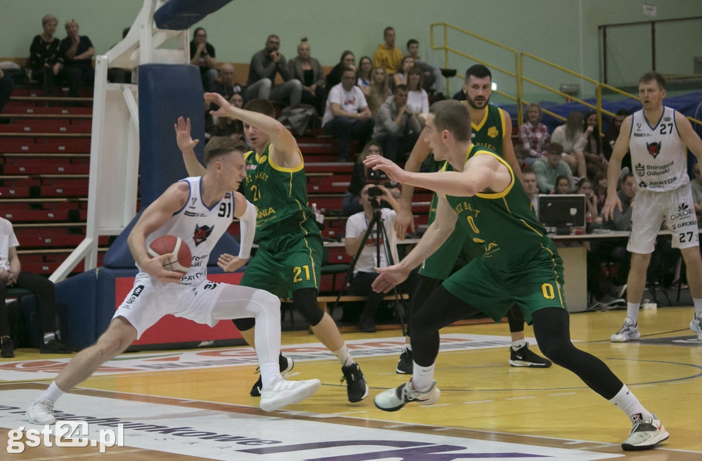KOCIEWSKIE DIABŁY POKONAŁY ZNICZ BASKET PRUSZKÓW