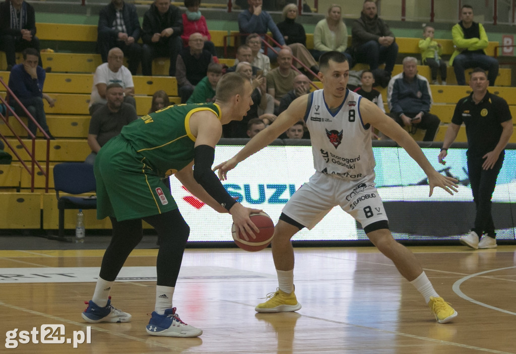 KOCIEWSKIE DIABŁY POKONAŁY ZNICZ BASKET PRUSZKÓW