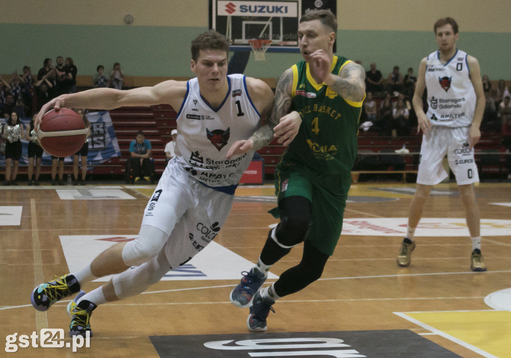 KOCIEWSKIE DIABŁY POKONAŁY ZNICZ BASKET PRUSZKÓW