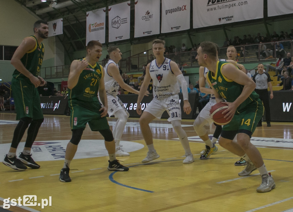 KOCIEWSKIE DIABŁY POKONAŁY ZNICZ BASKET PRUSZKÓW