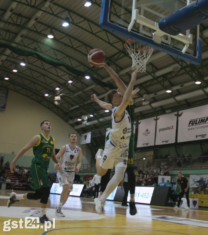 KOCIEWSKIE DIABŁY POKONAŁY ZNICZ BASKET PRUSZKÓW