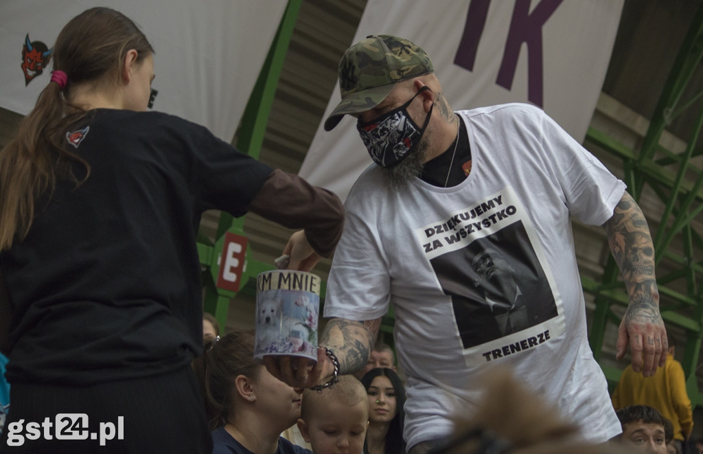 DUŻE EMOCJE Z KOTWICĄ KOŁOBRZEG