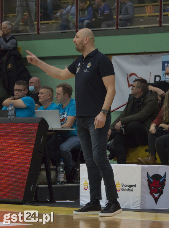 DUŻE EMOCJE Z KOTWICĄ KOŁOBRZEG