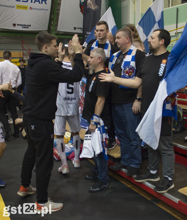 DUŻE EMOCJE Z KOTWICĄ KOŁOBRZEG
