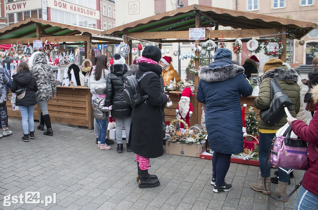 ŚWIĄTECZNIE NA STAROGARDZKIM RYNKU
