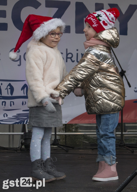ŚWIĄTECZNIE NA STAROGARDZKIM RYNKU