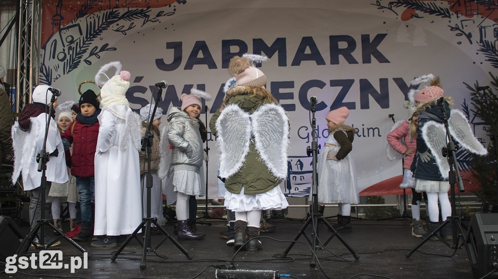 ŚWIĄTECZNIE NA STAROGARDZKIM RYNKU