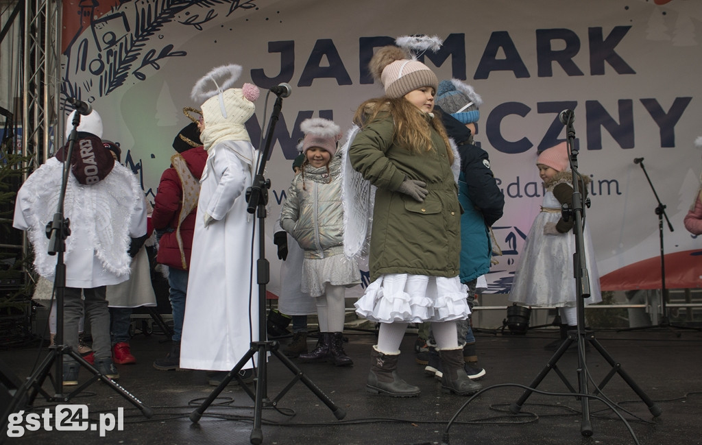 ŚWIĄTECZNIE NA STAROGARDZKIM RYNKU