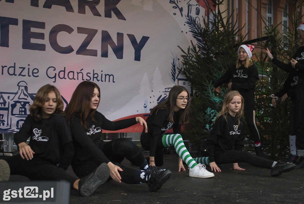 ŚWIĄTECZNIE NA STAROGARDZKIM RYNKU