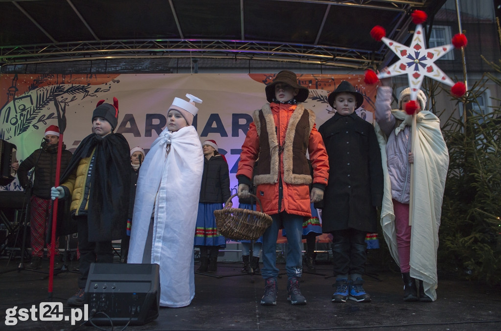 ŚWIĄTECZNIE NA STAROGARDZKIM RYNKU