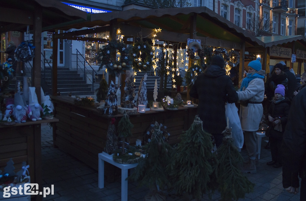 ŚWIĄTECZNIE NA STAROGARDZKIM RYNKU