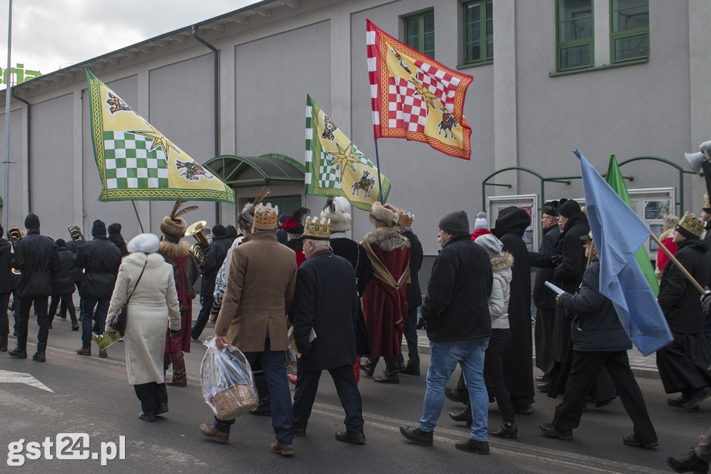 ORSZAK TRZECH KRÓLI NA ULICACH STAROGARDU GD