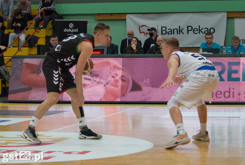 KOCIEWSKIE DIABŁY POKONAŁY GKS TYCHY