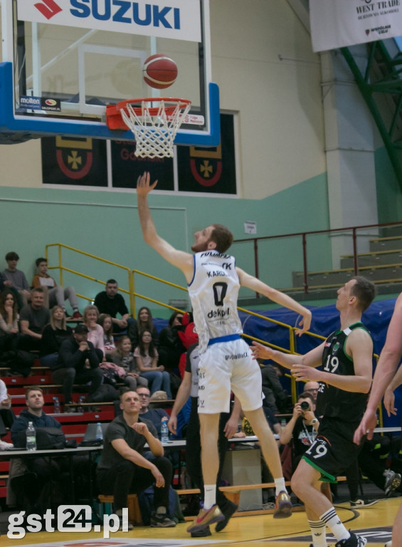 Trwa walka koszykarzy SKS-u o rozgrywki w play-off