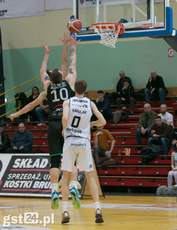 Trwa walka koszykarzy SKS-u o rozgrywki w play-off