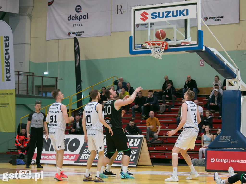 Trwa walka koszykarzy SKS-u o rozgrywki w play-off