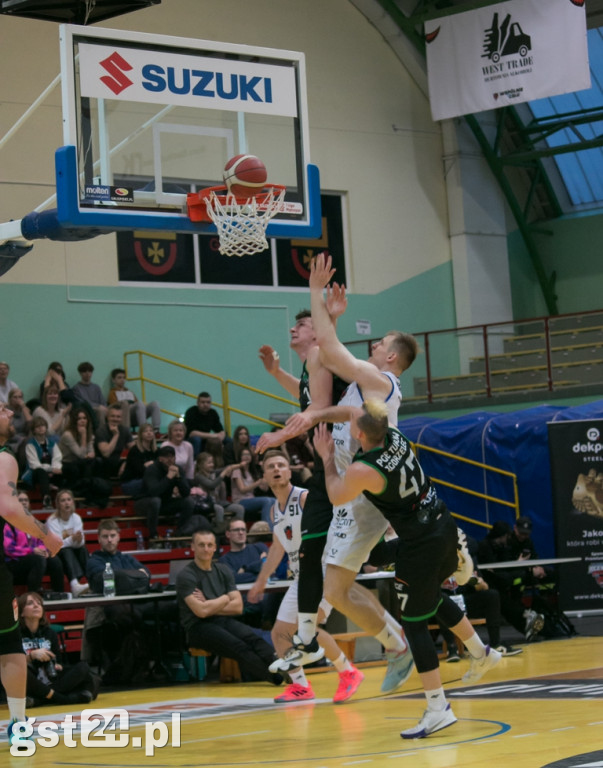 Trwa walka koszykarzy SKS-u o rozgrywki w play-off