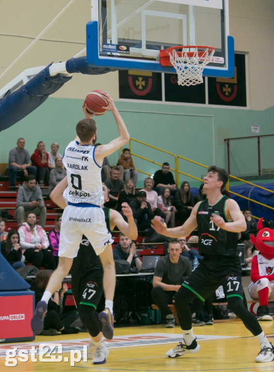 Trwa walka koszykarzy SKS-u o rozgrywki w play-off