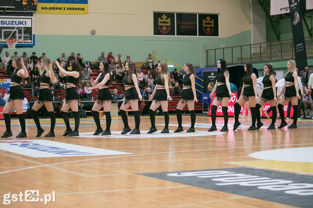 Trwa walka koszykarzy SKS-u o rozgrywki w play-off