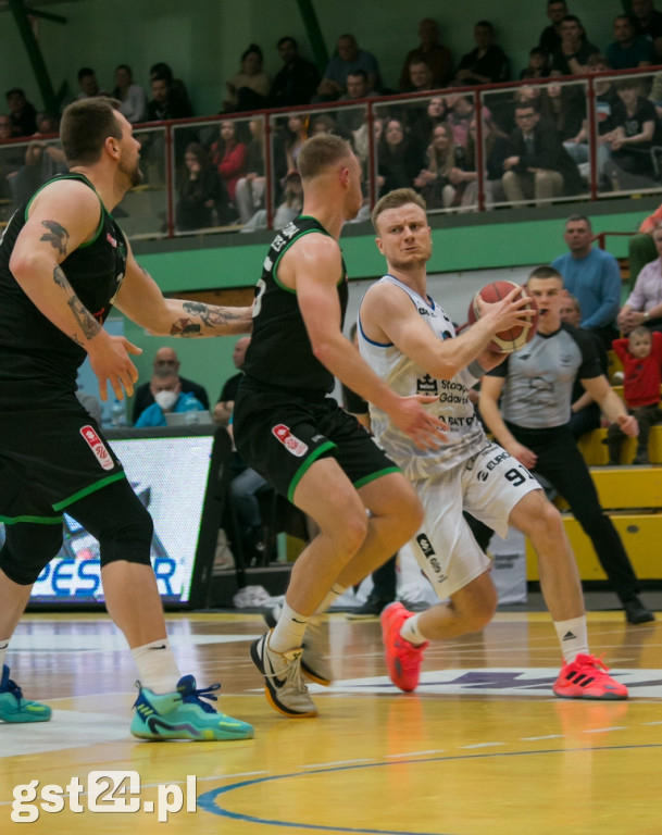 Trwa walka koszykarzy SKS-u o rozgrywki w play-off