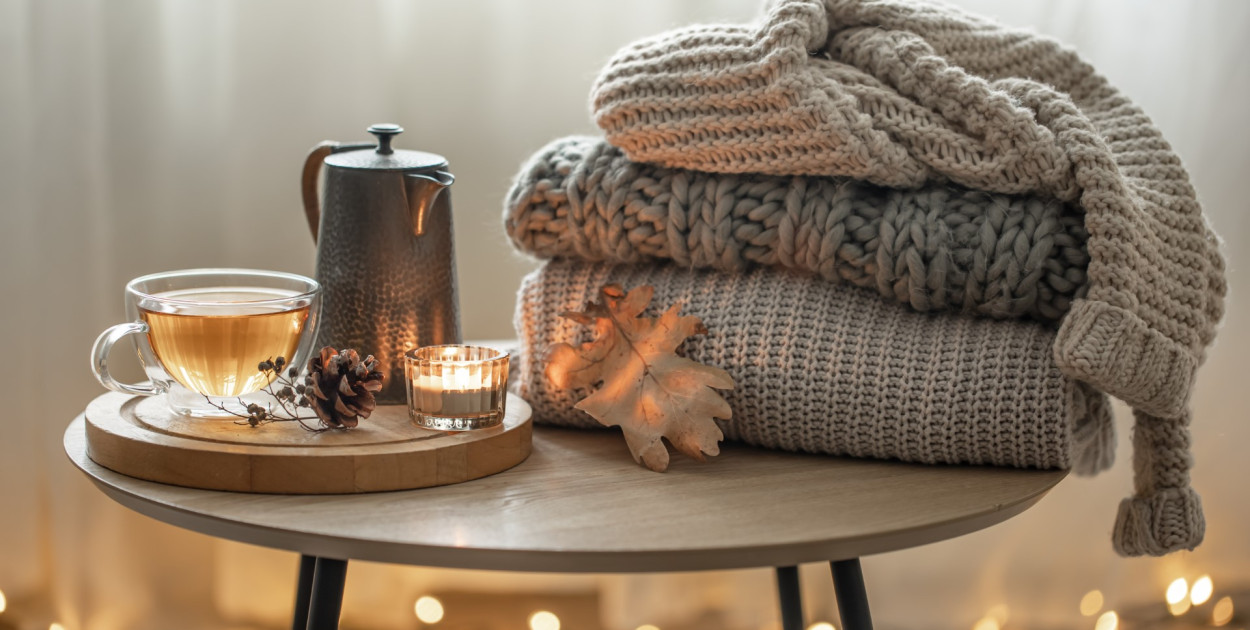 Jesienne porządki w sypialni: Jak przygotować się na sezon zimowy? 