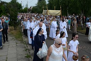 Nie wszyscy o tym wiedzą. Czy udział w procesji Bożego Ciała to obowiązek?-10820