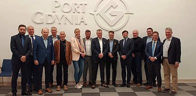 Bezpieczeństwo i rozwój portów w centrum rozmów