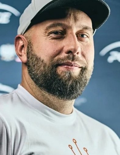 Ostatnia prosta przed wirtualnymi emocjami-11573