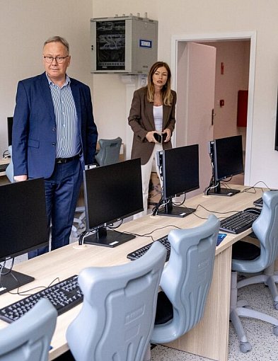 Nowa pracownia komputerowa i lepsze wsparcie dla uczniów