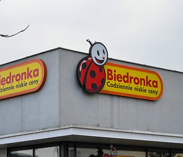 Nowe rozwiązanie w popularnej sieci. Ma ułatwić codzienne zakupy-11494