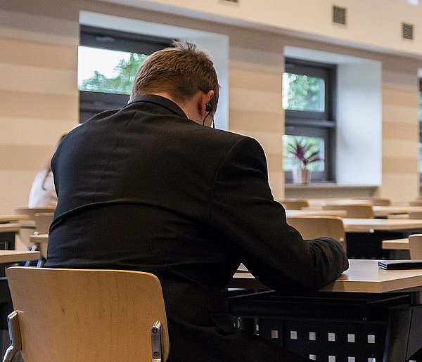 Zmiany w przepisach o wynagrodzeniach. Zapłacą za gotowość do pracy-11613