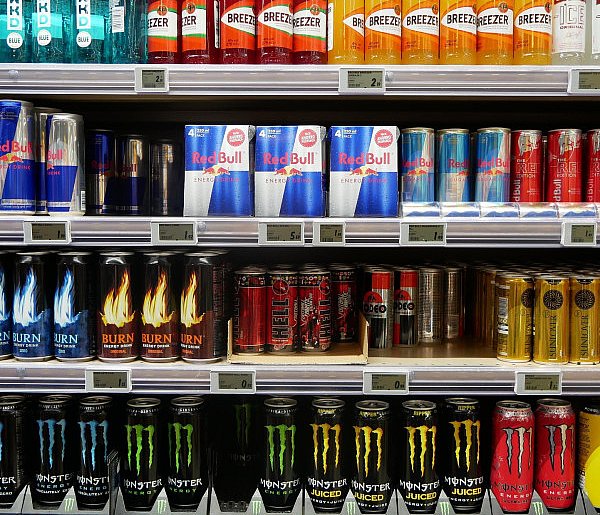 Popularne napoje pójdą ostro w górę. Rząd szykuje podwyżkę VAT-11785