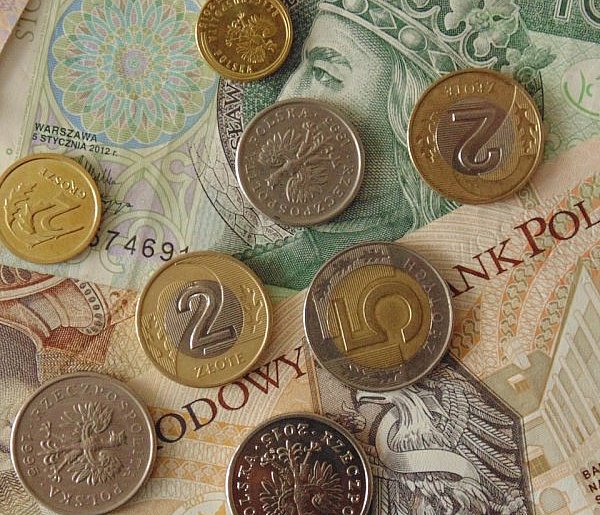 To wpłynie na portfele milionów Polaków. Projekt trafia do Sejmu