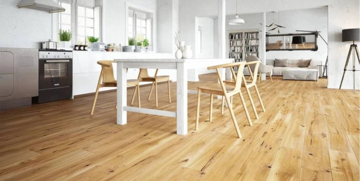 Jak prawidłowo dbać o podłogi drewniane aby dobrze wyglądały przez długi czas