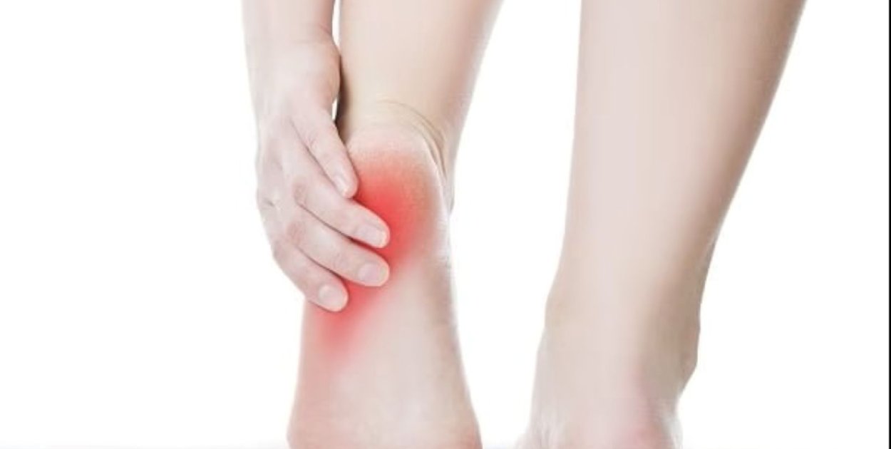 Większy ból po fali uderzeniowej – dlaczego może się pojawić i co oznacza kliniczn