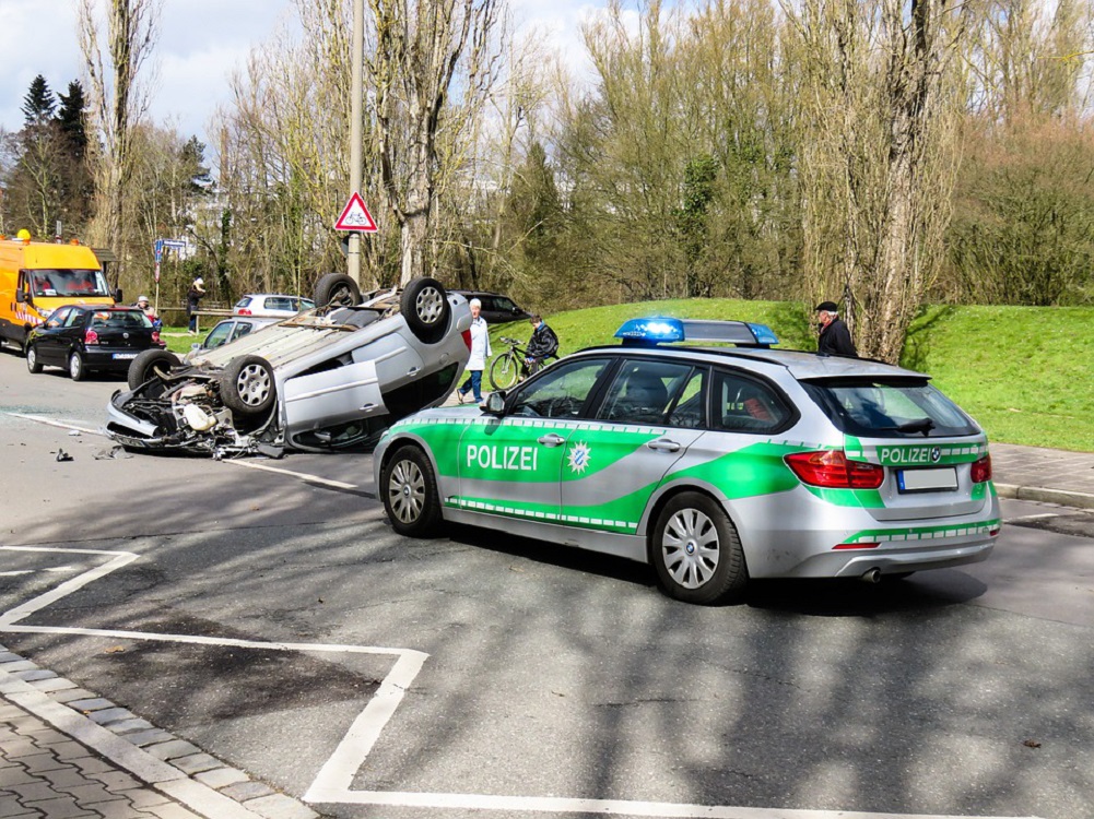 Zdanie się na pomoc policji jest korzystniejszym rozwiązaniem niż załatwianie sprawy na własną rękę